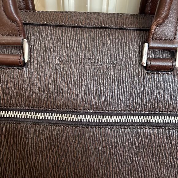super stylish briefcase brand new with a strap. Color brown - Picture 2 of 6